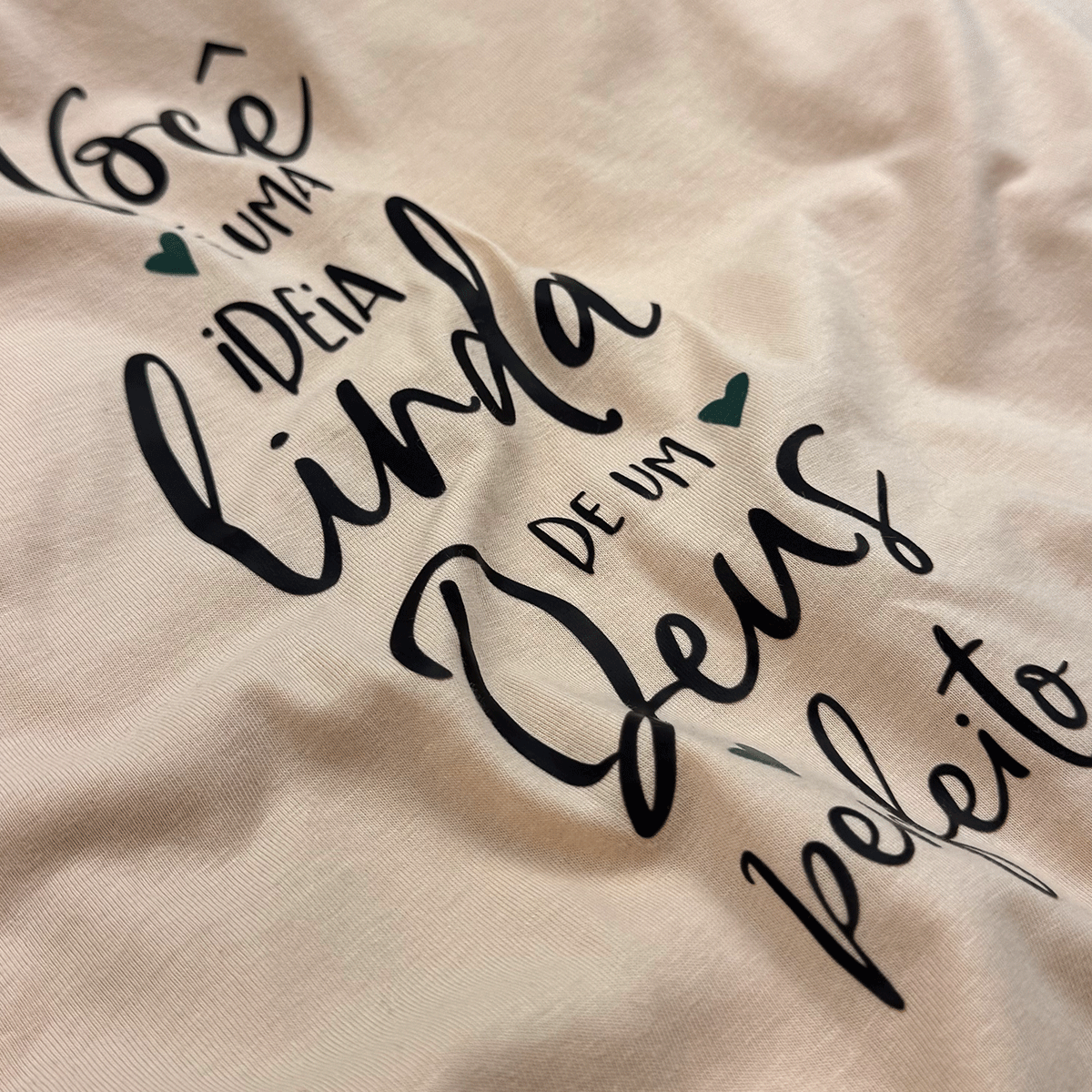 Camiseta Feminina Salmão Você é Uma Ideia Linda