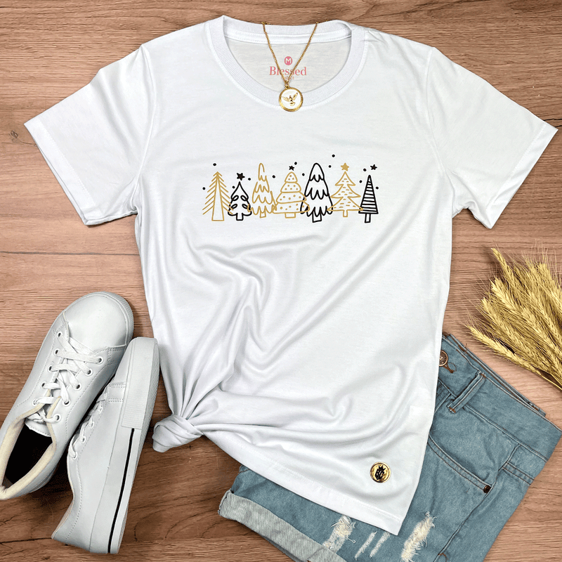 Camiseta Feminina Branca Árvores Natal