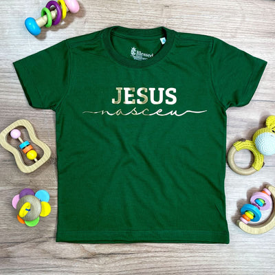 T-Shirt Infantil Verde Jesus Nasceu Dourado