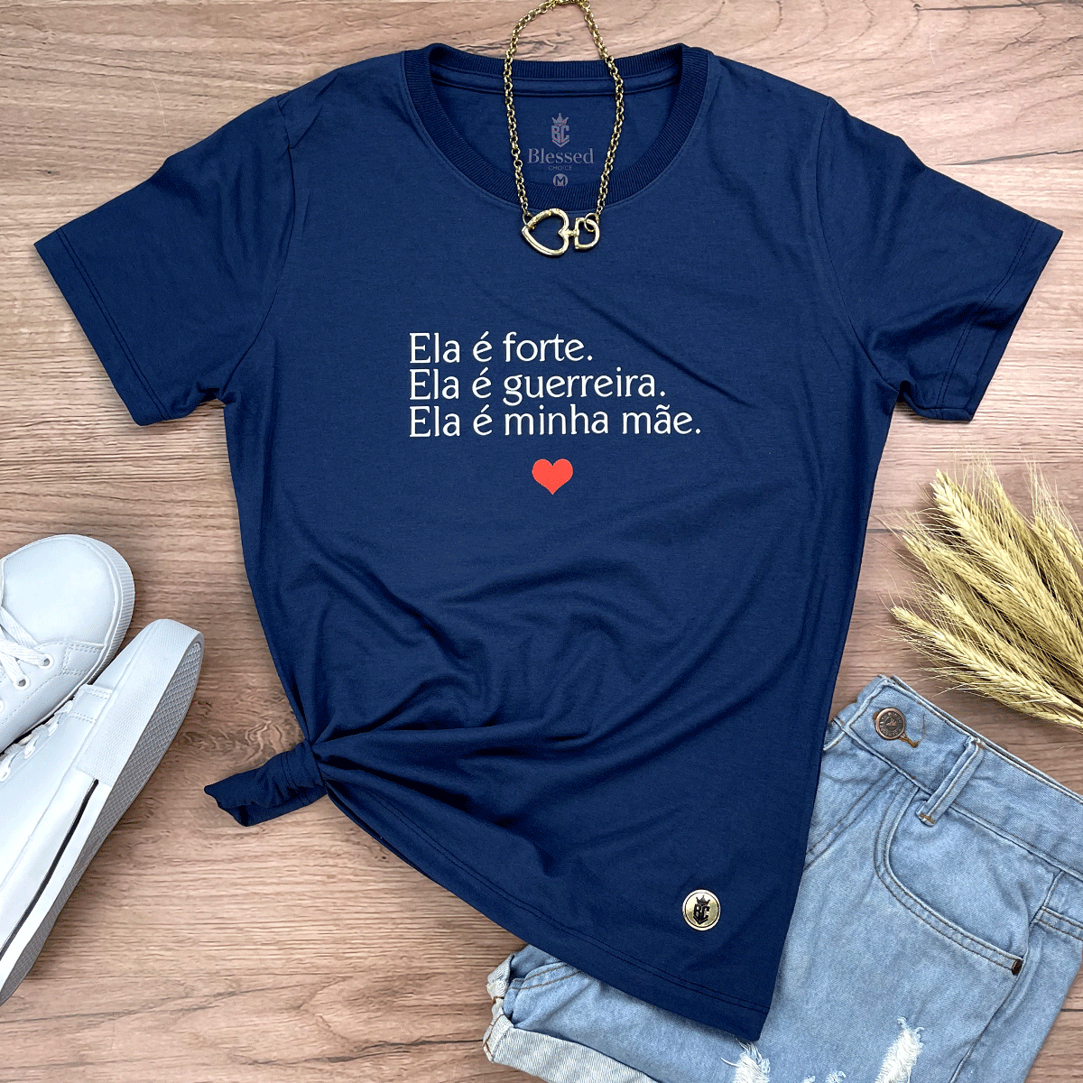 Camiseta Feminina Azul Ela é Forte