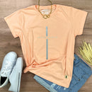 Camiseta Feminina Salmão Cruz Prata Jesus Cristo
