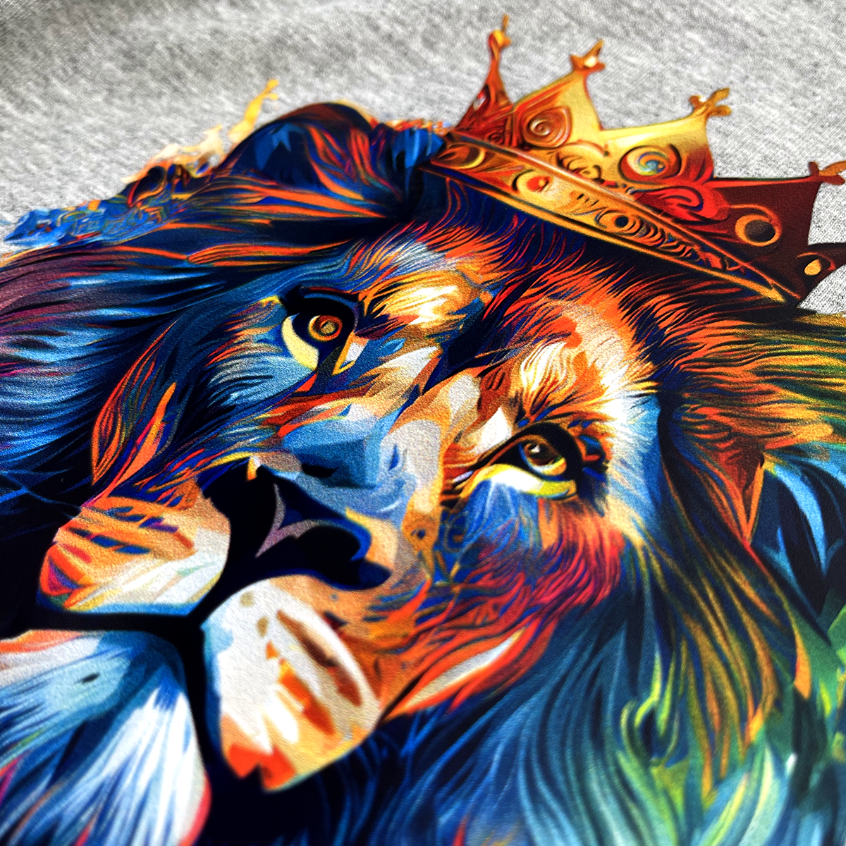 Camiseta Masculina Cinza Leão Coroa