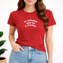 Camiseta Feminina Vermelha Te Orienta Que tu é Crente