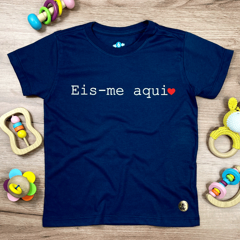 T-Shirt Infantil Azul Eis-me Aqui