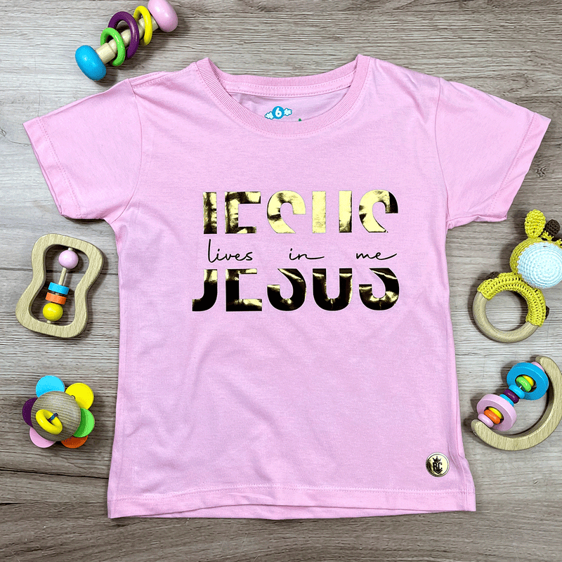 T-Shirt Infantil Rosa Jesus Lives In Me