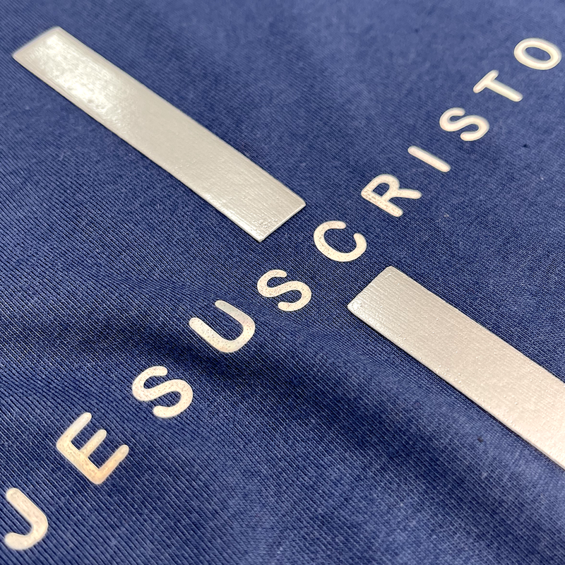 Camiseta Masculina Azul Cruz Prata Jesus Cristo