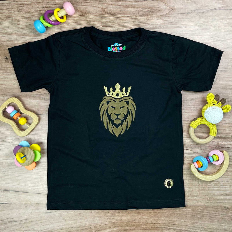 T-Shirt Infantil Preta Coroa Leão Veludo