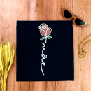 Camiseta Feminina Preta Mãe Flor