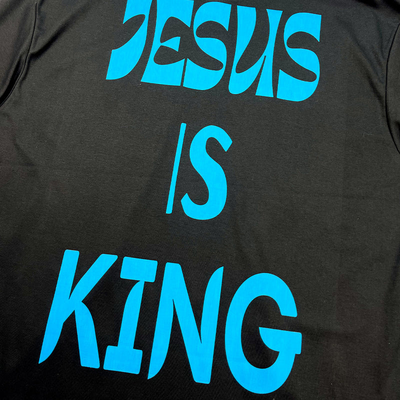 Oversized Preta Full Jesus Is King Azul