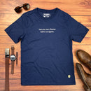 Camiseta Masculina Azul Tua Voz Me Chama Sobre As Águas