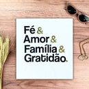 Camiseta Feminina Branca Fé & Amor Dourado