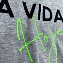 Camiseta Masculina Cinza A Vida É Hoje