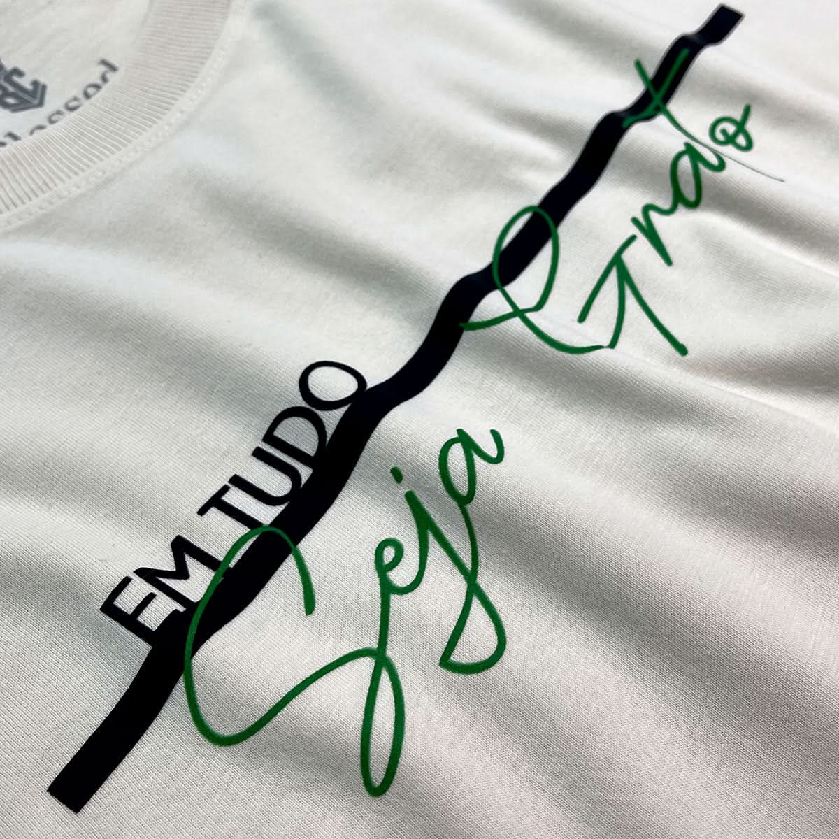 Camiseta Masculina Off White Seja grato