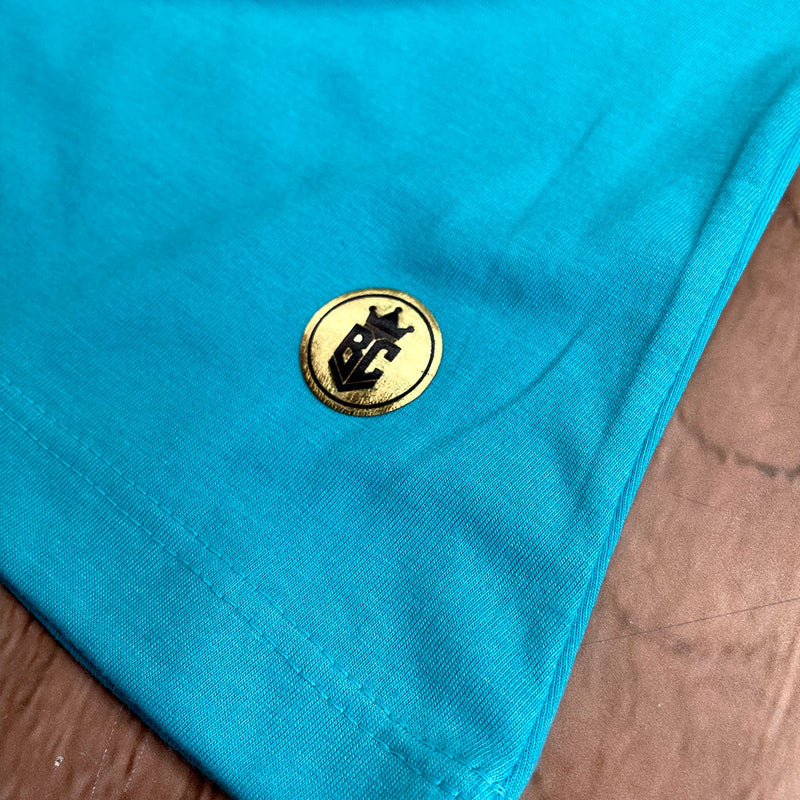 Camiseta Feminina Turquesa Ele Vive Ele Reina Ele Voltará