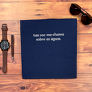 Camiseta Masculina Azul Tua Voz Me Chama Sobre As Águas