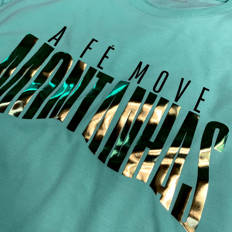 Camiseta Feminina Verde Menta A fé move Montanhas Camaleão