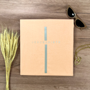 Camiseta Feminina Salmão Cruz Prata Jesus Cristo