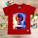 T-Shirt Infantil Vermelha Menina Orando Bíblia