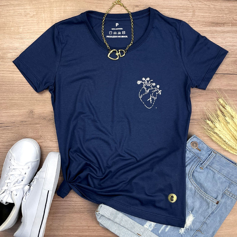 Camiseta Feminina Azul Coração