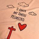 Camiseta Feminina Salmão Desenho O Amor Me Amou