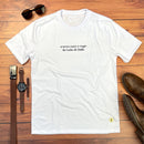 Camiseta Masculina Branca A Terra Ouve O Rugir Do Leão De Judá