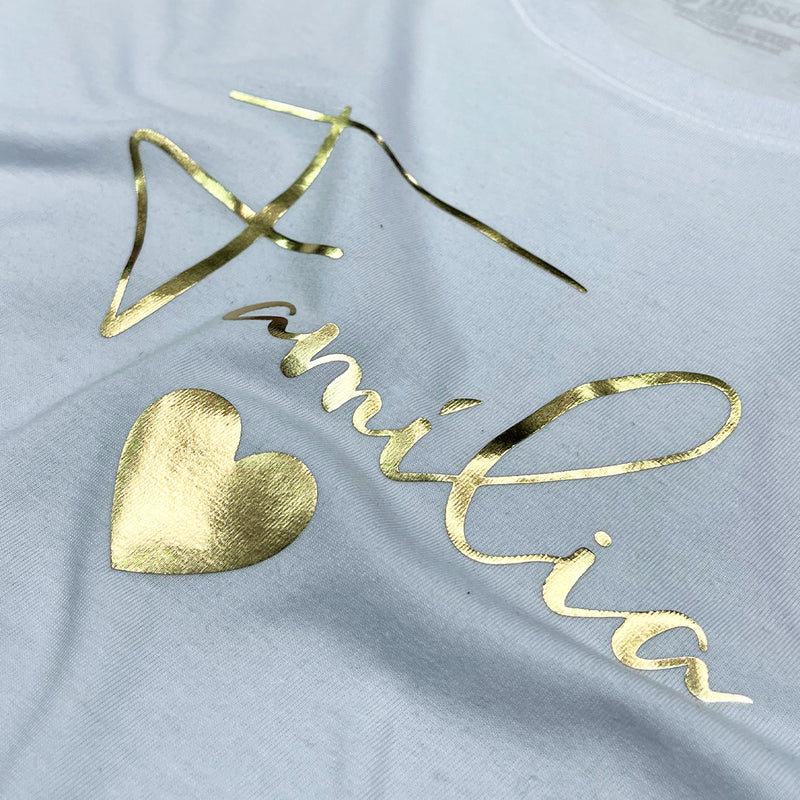 Camiseta Feminina Branca Família Coração Dourado