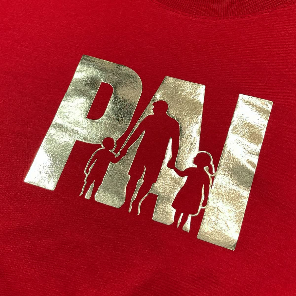 Camiseta Masculina Vermelha Pai Filhos Dourado