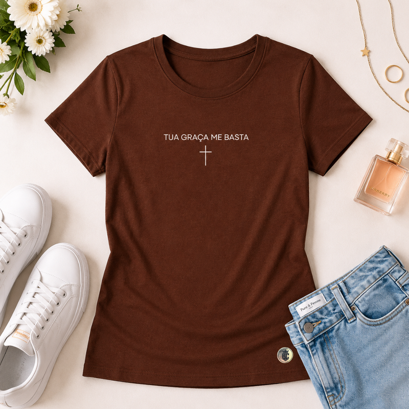 Camiseta Feminina  Marrom Tua Graça Me Basta