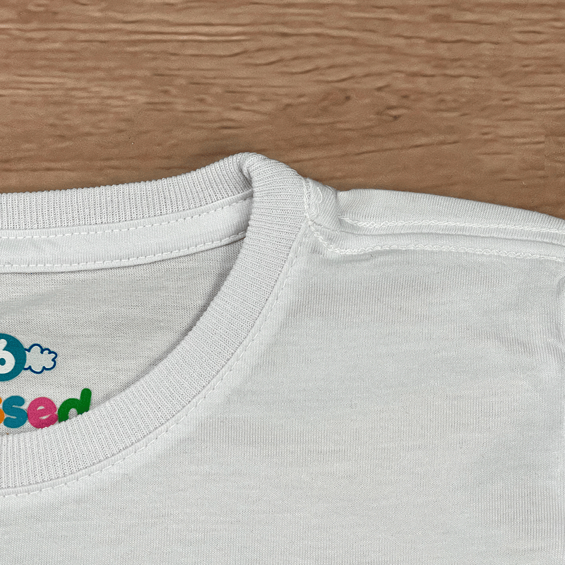 T-Shirt Infantil Branca Eu Venci o Mundo
