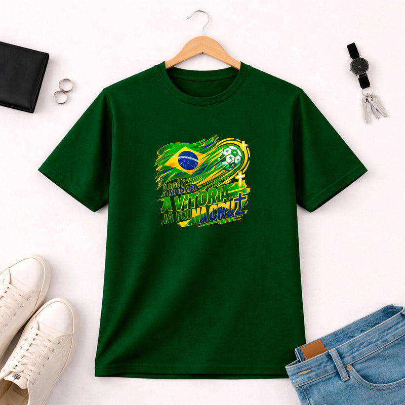 Camiseta Masculina Verde Brasil A Vitória já foi na Cruz