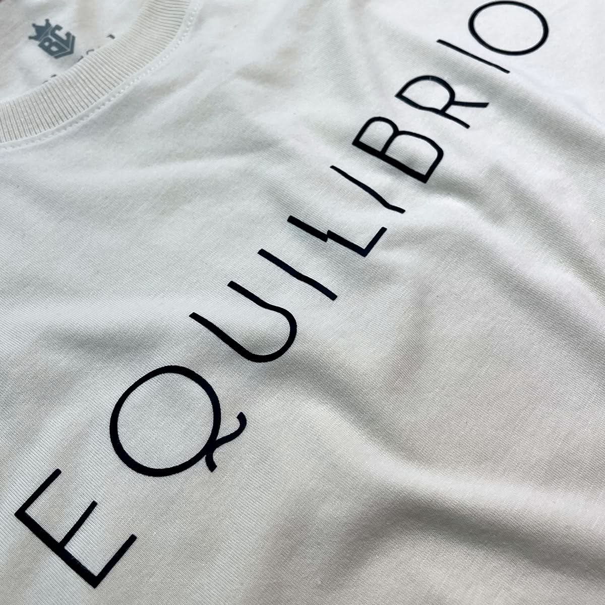 Camiseta Masculina Off White Equilibrio
