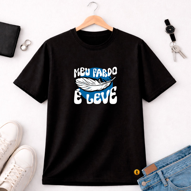 Camiseta Masculina Preta Meu Fardo é Leve