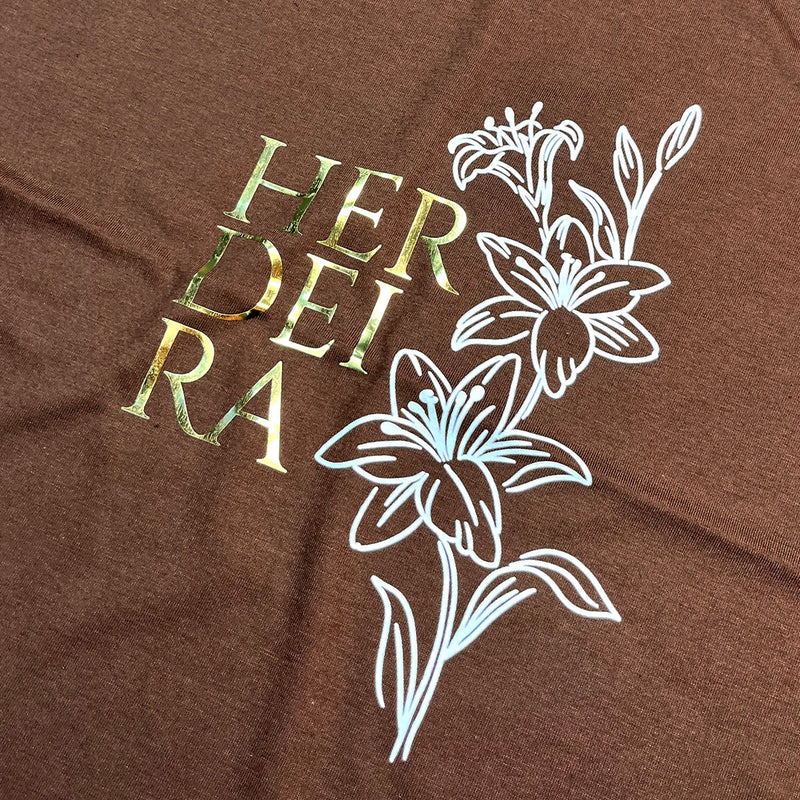 Camiseta Feminina Marrom Herdeira