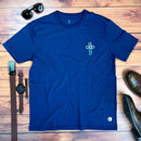Camiseta Masculina Azul God Is Good Detalhe
