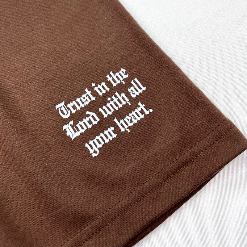 Oversized Marrom Full God Is In Control