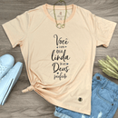 Camiseta Feminina Salmão Você é Uma Ideia Linda
