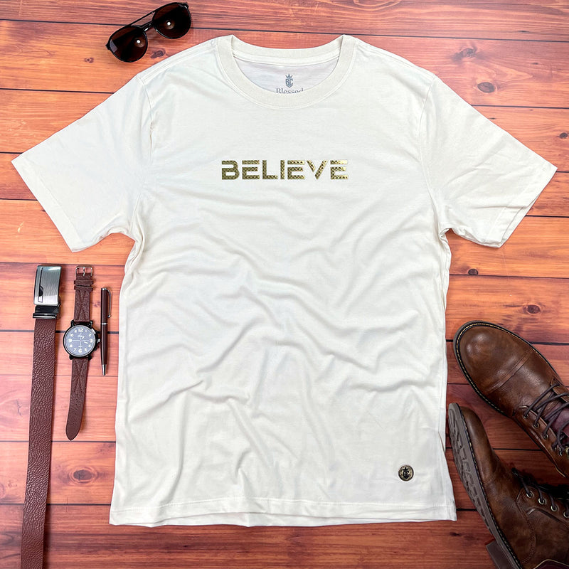 Camiseta Masculina Off White Aplique Believe