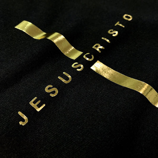 Moletom Preto Cruz Dourada Jesus Cristo