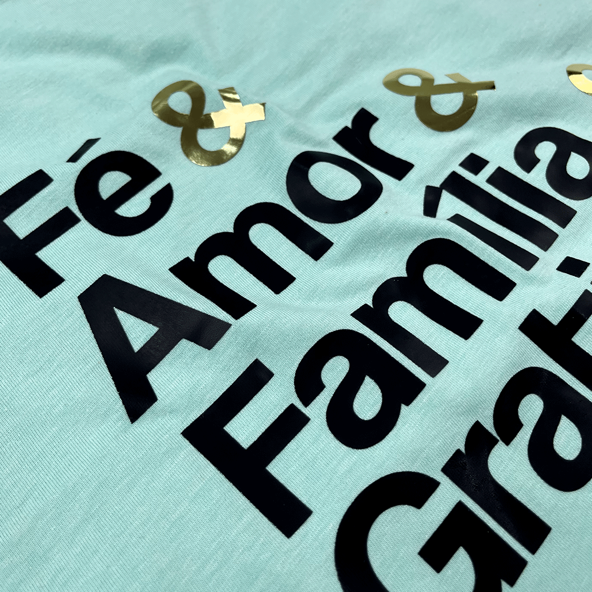 Camiseta Feminina Verde Menta Fé & Amor Dourado