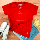 Camiseta Feminina Vermelha Jesus A Cruz Não Foi O Fim