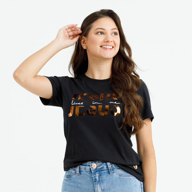 Camiseta Feminina Preta Jesus Lives In Me