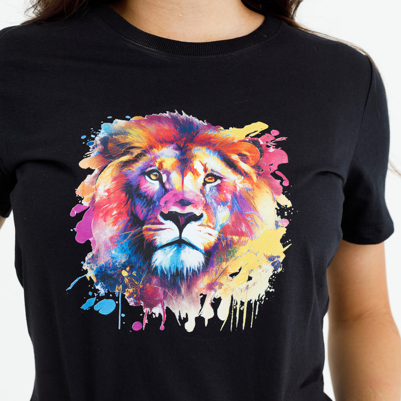 Camiseta Feminina Preta Leão Colorido