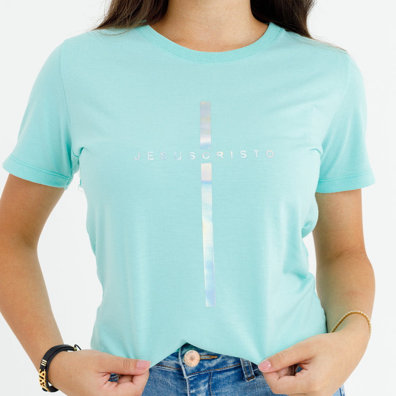 Camiseta Feminina Verde Menta Cruz Prata Jesus Cristo