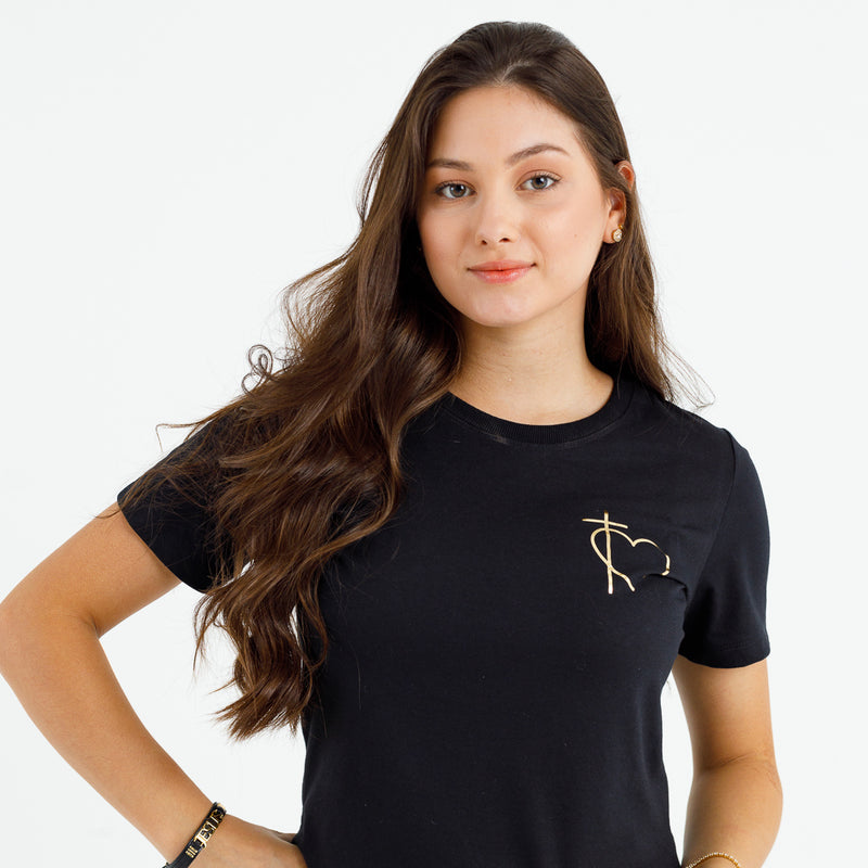 Camiseta Feminina Preta Cruz Coração Minimalista