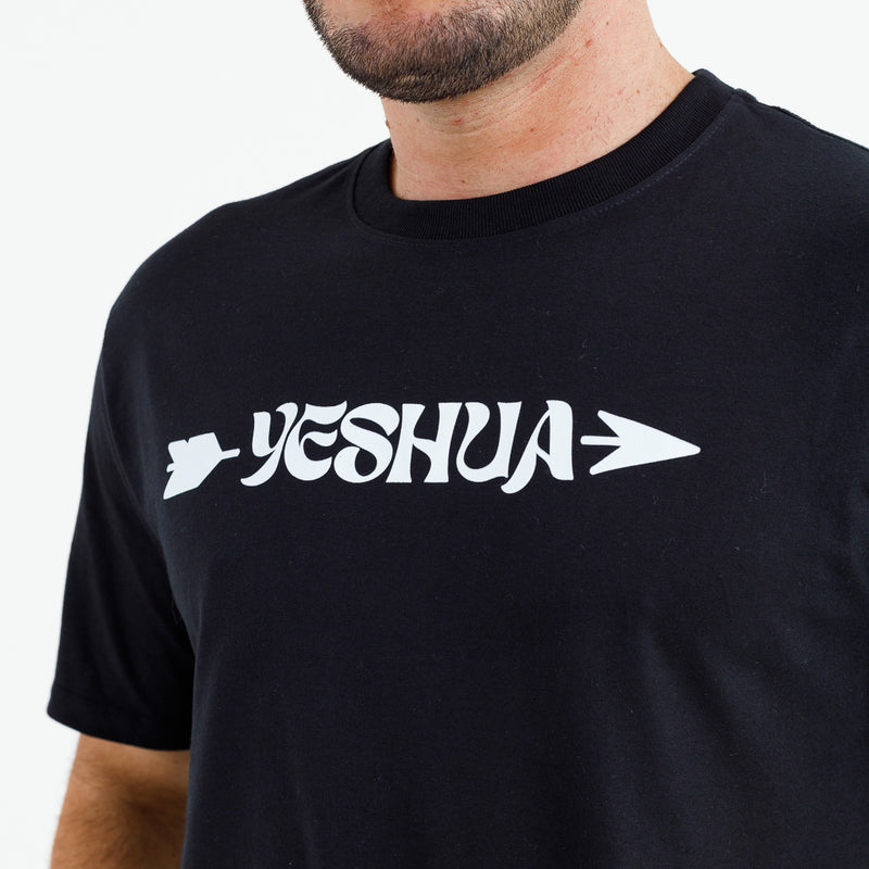 Camiseta Masculina Preta Yeshua Flecha