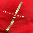 T-Shirt Infantil Vermelha Cruz Dourada Jesus Cristo