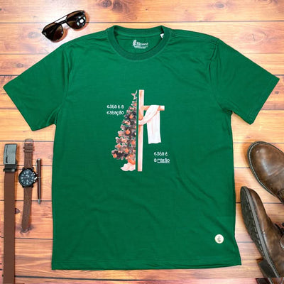 Camiseta Masculina Verde Esta é a Estação Esta e a Razão