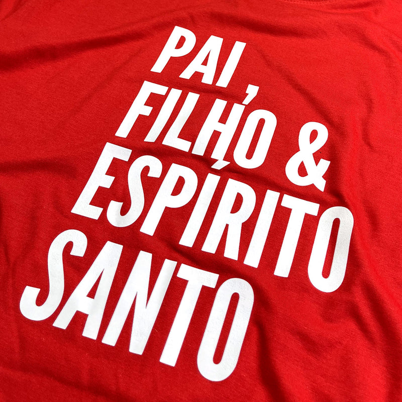 Camiseta Masculina Vermelha Pai, Filho & Espírito Santo