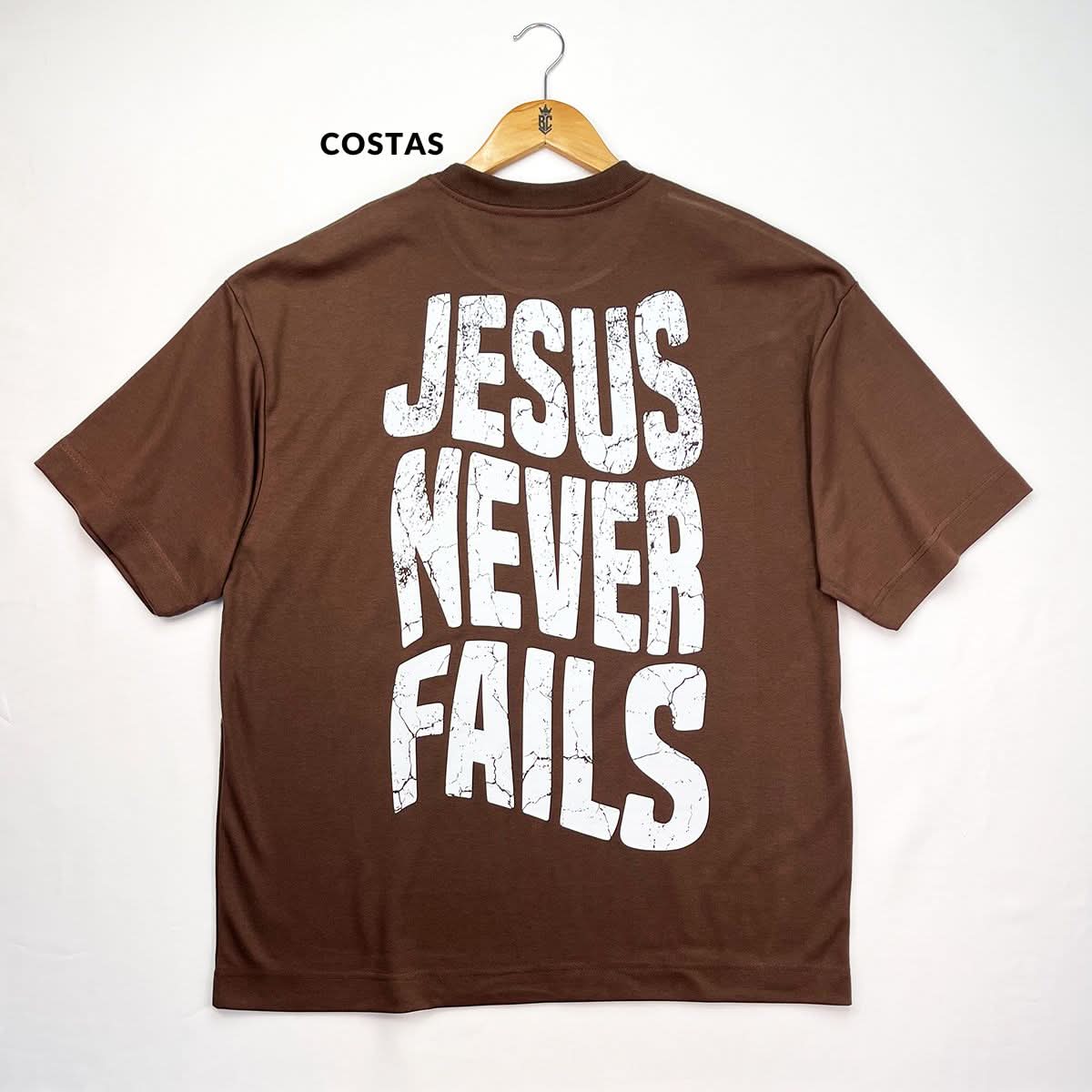 Oversized Marrom Full Jesus Never Fails