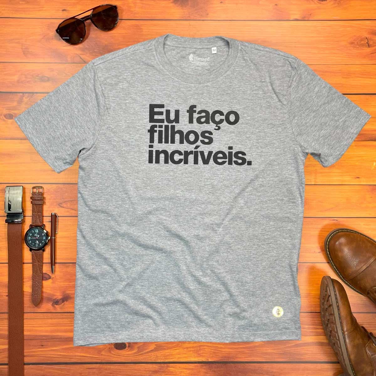 Camiseta Masculina Cinza Eu Faço Filhos Incríveis.